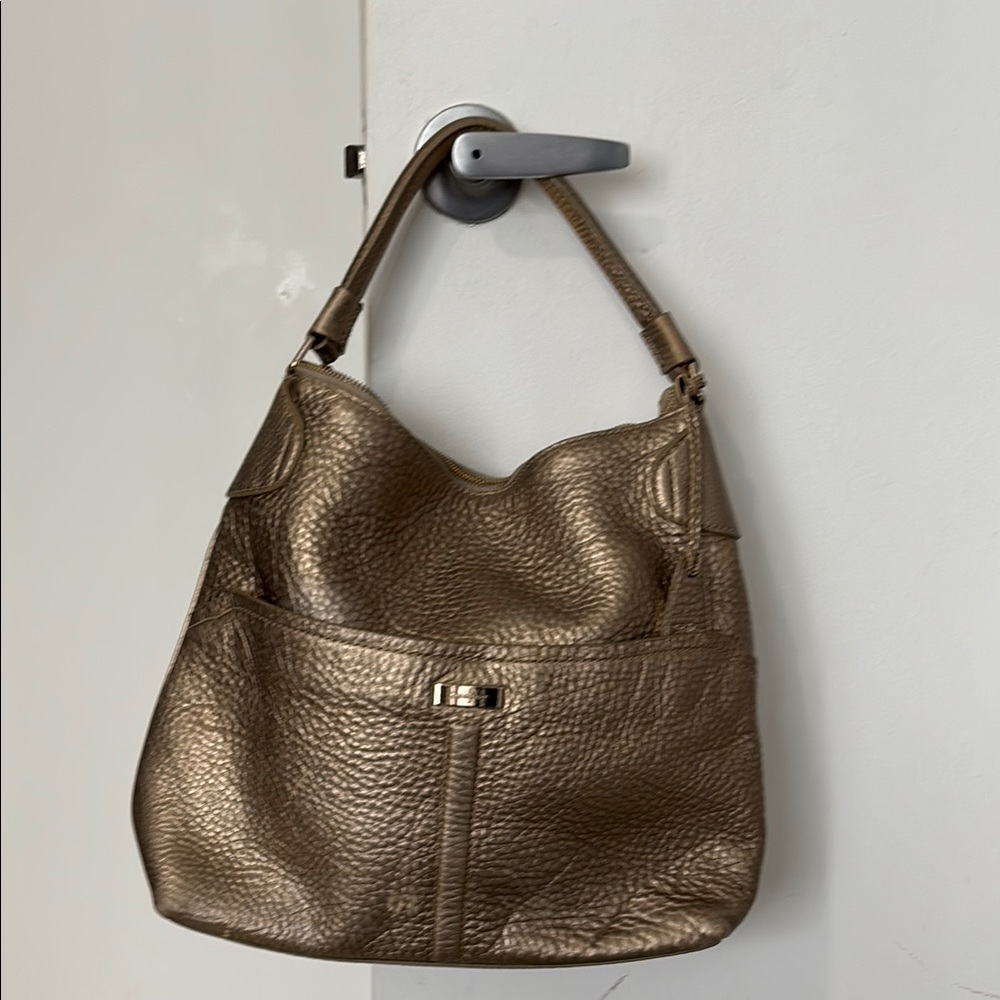 Elegant Metallic Shoulder Bag